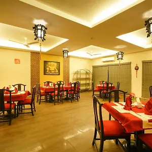 https://oyo-15754-mookkannoor-tourist-home.hotels-munnar.com